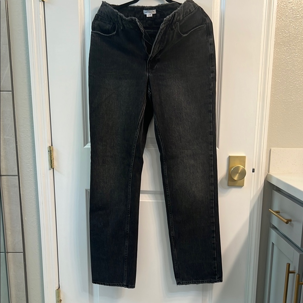 Good American Black Straight Jeans Classic Style